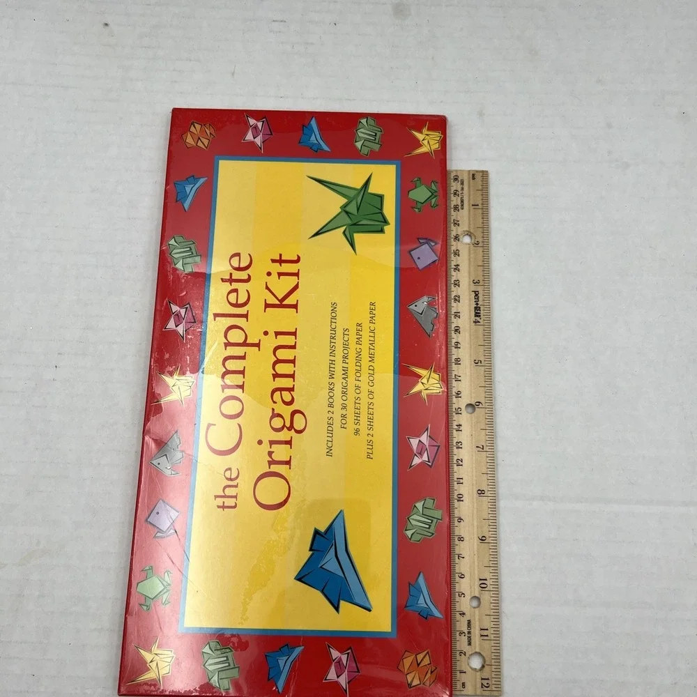 Complete Origami Kit: [Kit with 2 Origami How-To Books,‎ 98 Papers, 30 Projects]